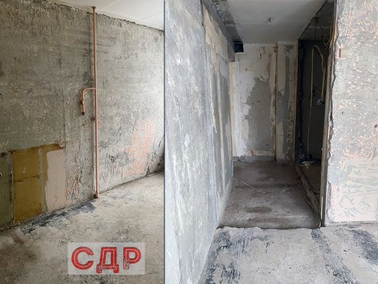 После демонтажа квартиры в Москве – кухня и коридор.